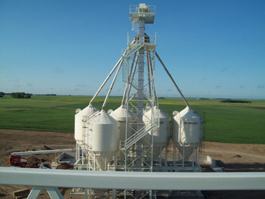 Multi-tank bucket elevators